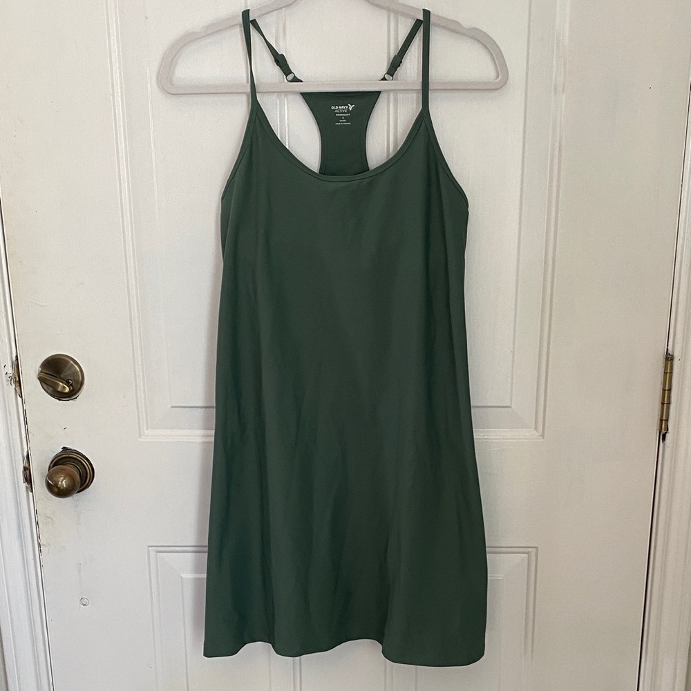 Green workout dress